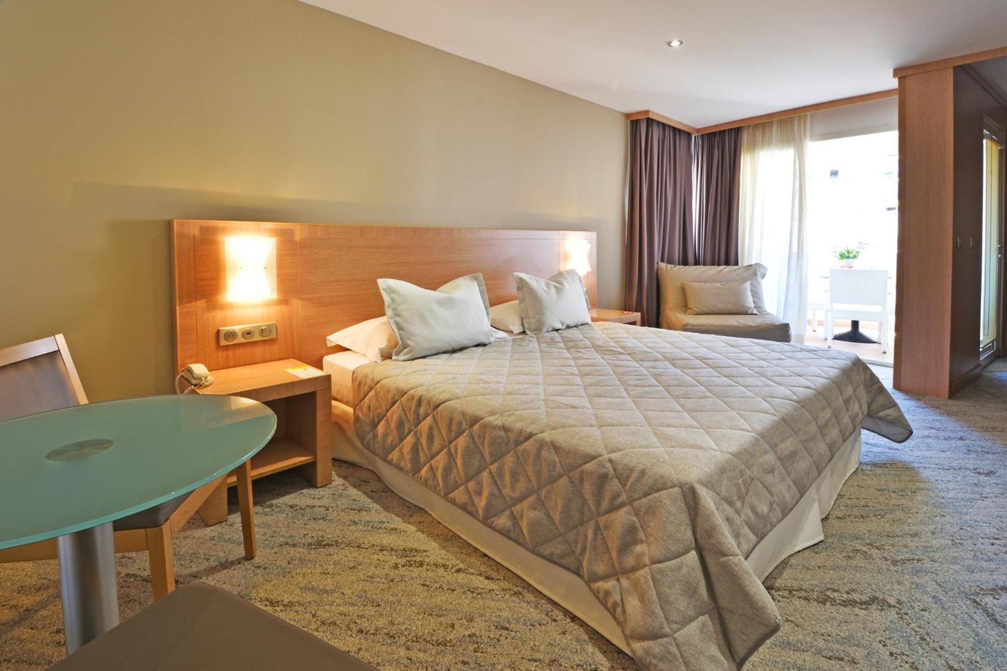 Hotel Le Rocher Calvi  Zewnętrze zdjęcie