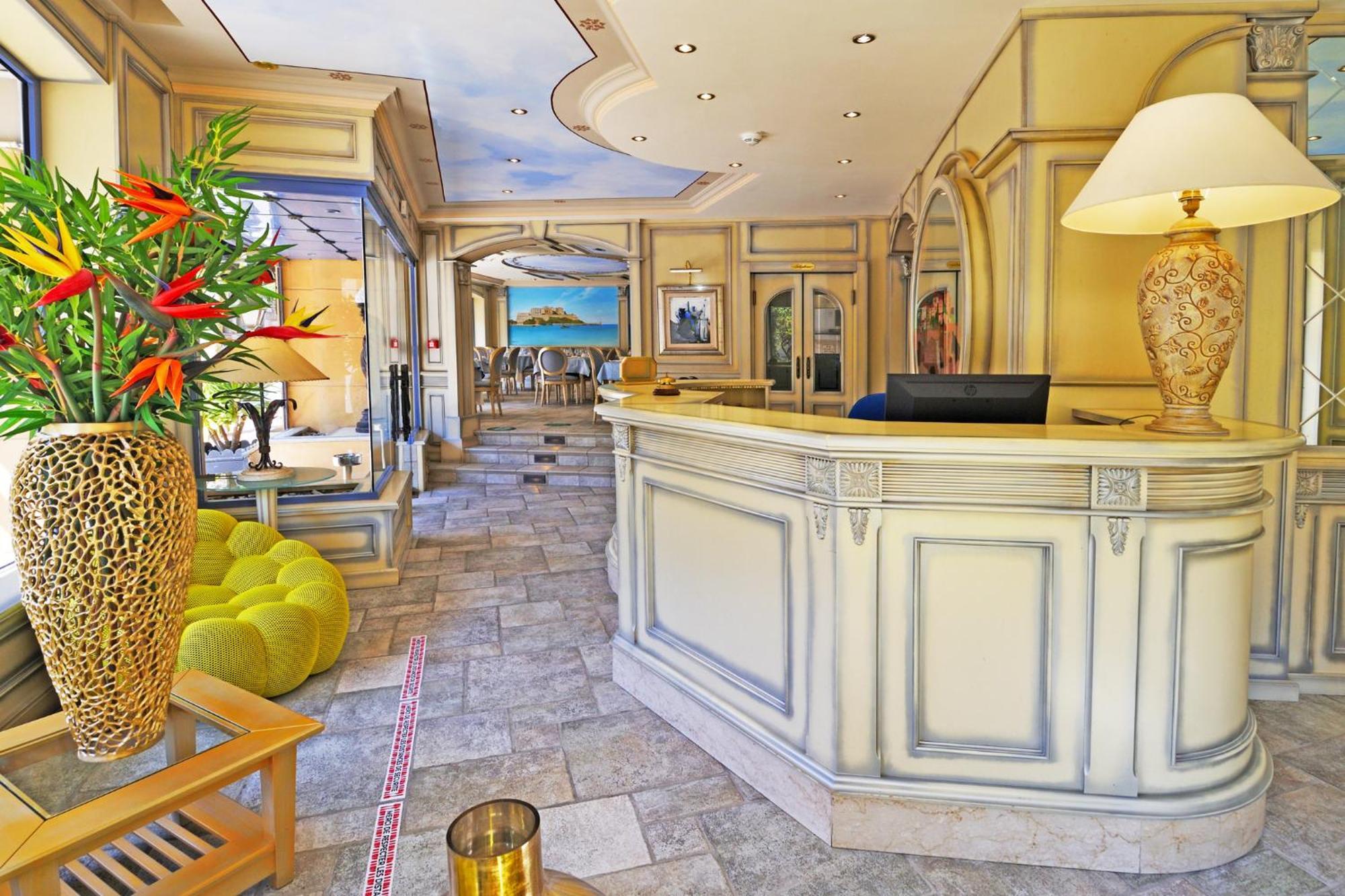 Hotel Le Rocher Calvi  Zewnętrze zdjęcie