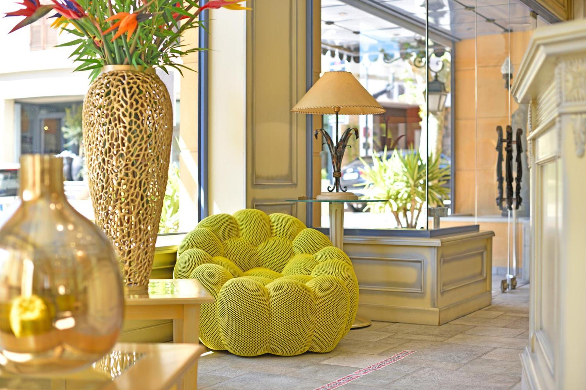 Hotel Le Rocher Calvi  Zewnętrze zdjęcie